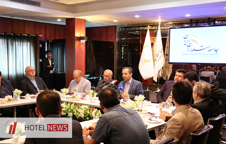 News conference and the ceremony of the poster unveiling of the first national conference of Iranian Hoteliers Association - Picture 2