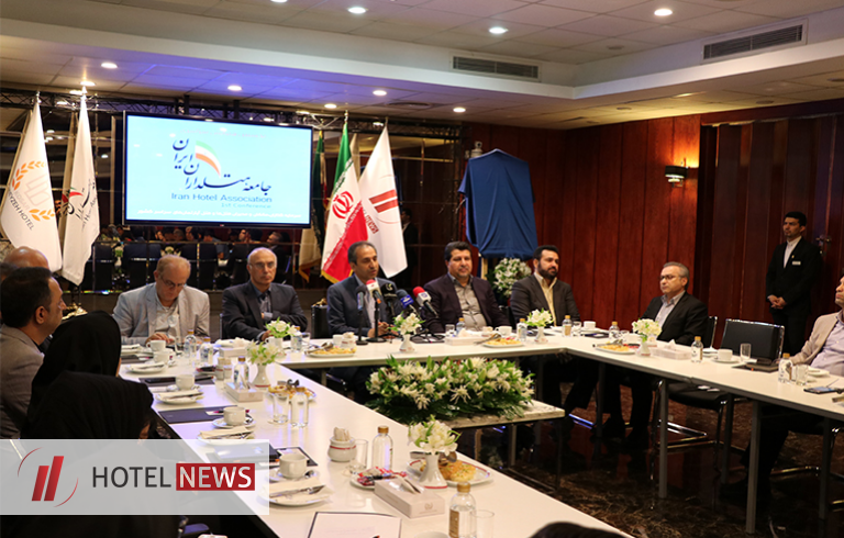 News conference and the ceremony of the poster unveiling of the first national conference of Iranian Hoteliers Association - Picture 5