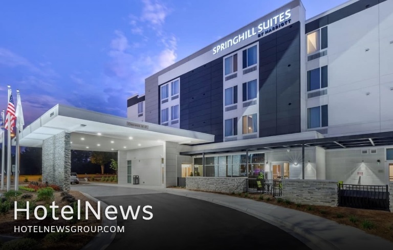 MCR Acquires SpringHill Suites by Marriott Charlotte-Southwest in North Carolina - Picture 1