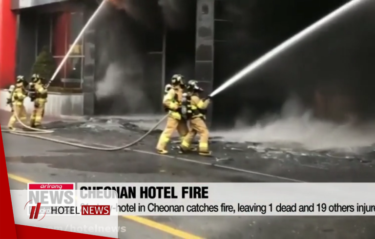 21 story-hotel catches fire